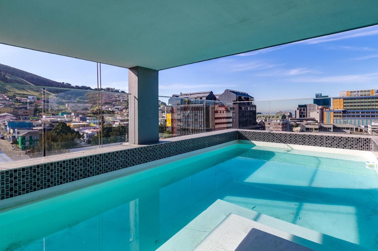 Backup-Powered Trendy City Sanctuary Kaapstad Buitenkant foto