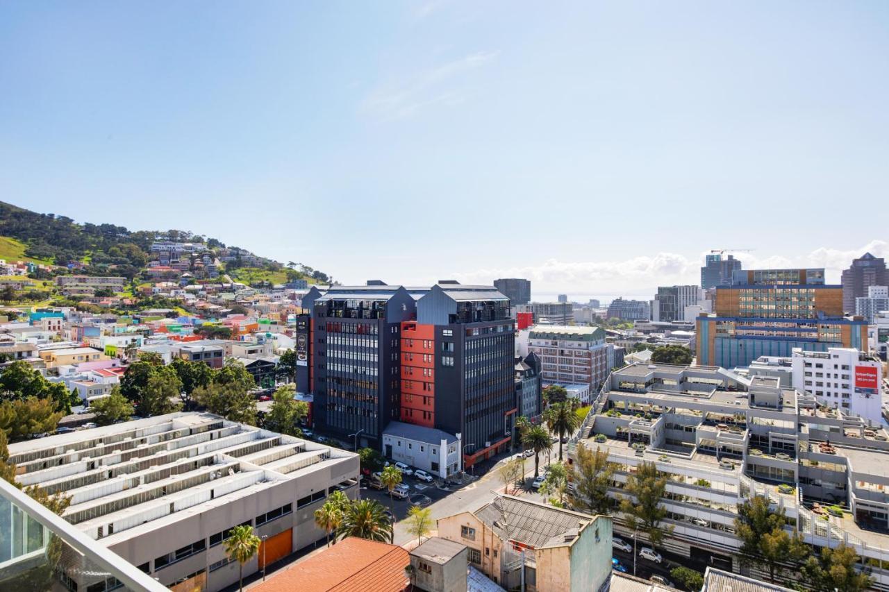Backup-Powered Trendy City Sanctuary Kaapstad Buitenkant foto